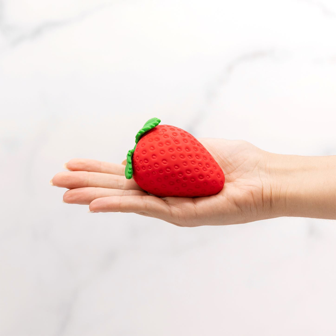 Strawberry Emojibator (Dame)