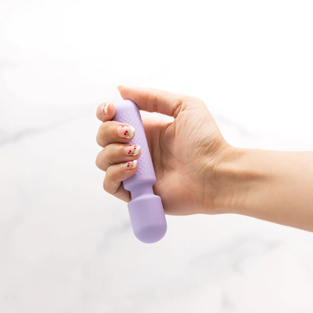Tiny Wand Emojibator (Dame)